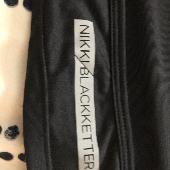 SOLDGymshark X Nikki Blackketter season 1 - Picture 4 of 5